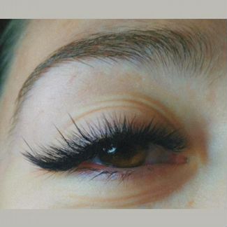 Наращивание ресниц. Ламинирование ресниц и бровей