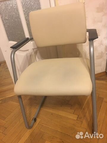 Кресло Бюрократ светло бежевое