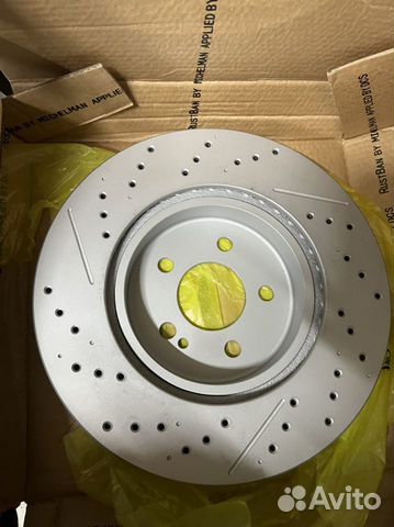 Томозной диск Mercedes A0004230712