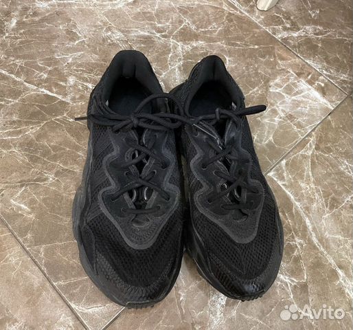 Кроссовки Adidas ozweego