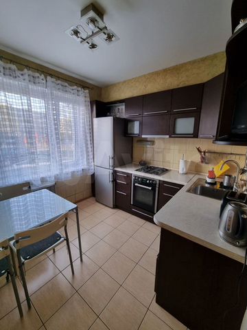 2-к. квартира, 51 м², 1/5 эт.