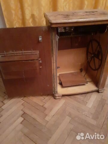 Швейная ножная машинка Альтенбург Германия