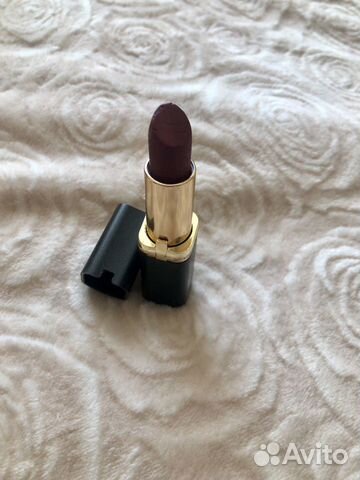 Матовая губная помада от Loreal