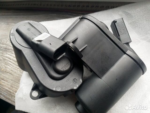 VW Passat B 6-7 CC моторы ручника 6 и 12 3C0998281