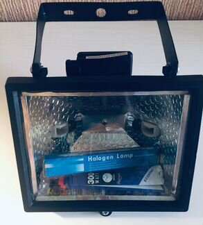 Прожектор галогеновый. 500W