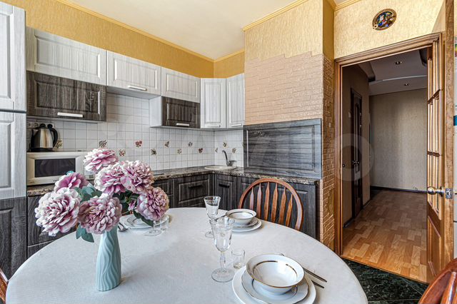 2-к. квартира, 65 м², 16/16 эт.