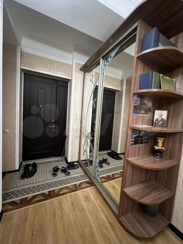 4-к. квартира, 115 м², 3/10 эт.