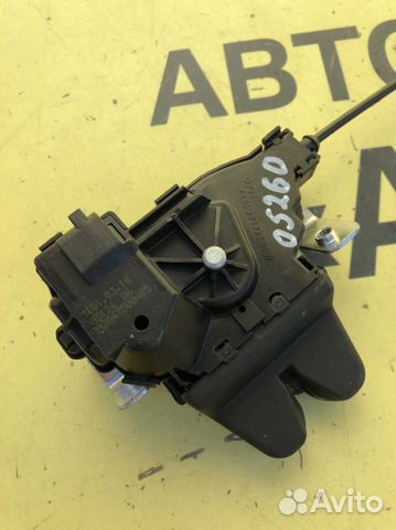 Mercedes W212 W213 W218 замок крышки багажника