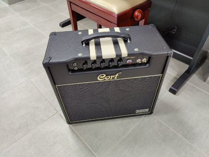 Cort CMV15-EU Комбоусилитель, ламповый, 15Вт