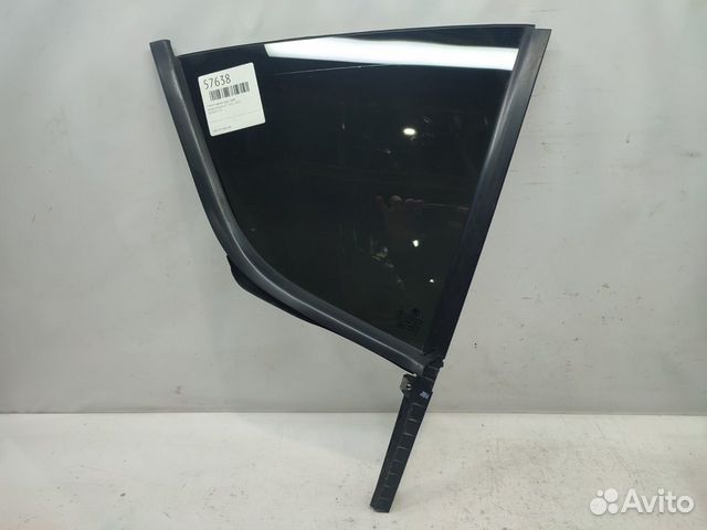 Стекло двери заднее правое Skoda Octavia A7