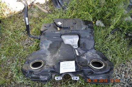 Бак топливный Audi A6 C6 2005-2011