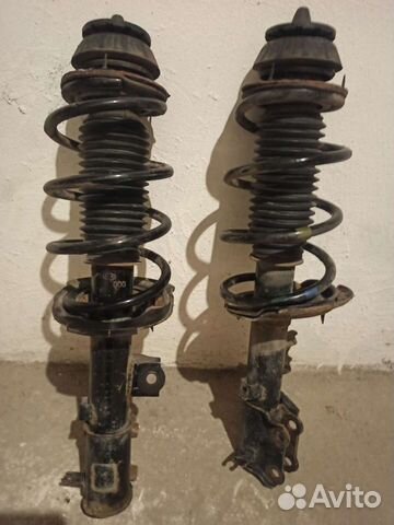 Стойки передние в сборе Хундай Солярис