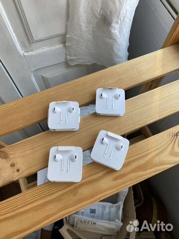 Наушники проводные Apple lightning