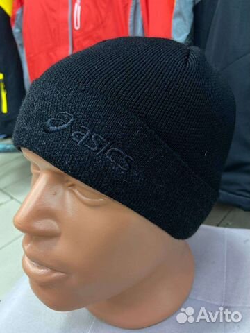 Мужская шапка asics