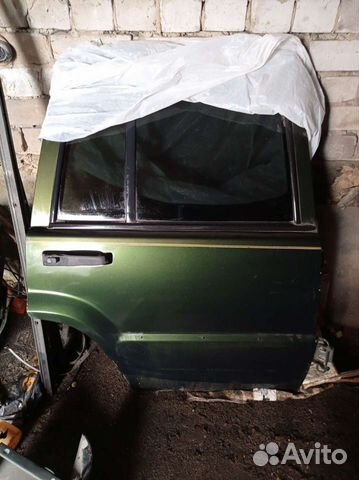 Дверь задняя Jeep grand Cherokee