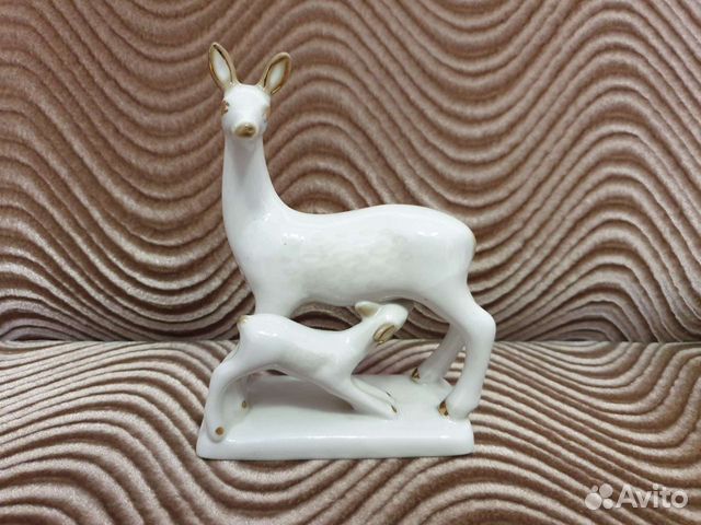 Статуэтка. Олени. Фарфор