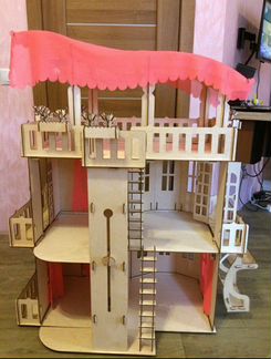 Домик кукольный