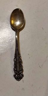 Серебряная кофейная ложка