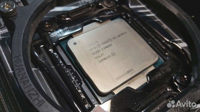 Huananzhi Gaming X99-F8 Xeon E5-2678 V3 32Gb DDR4