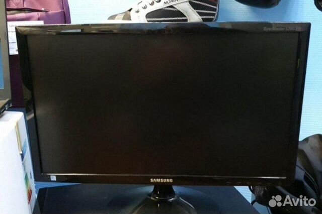 Монитор Samsung 20