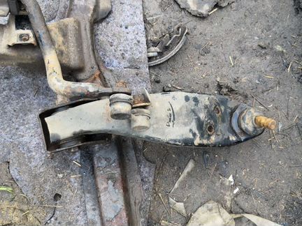 Рычаг Передний чери индис
