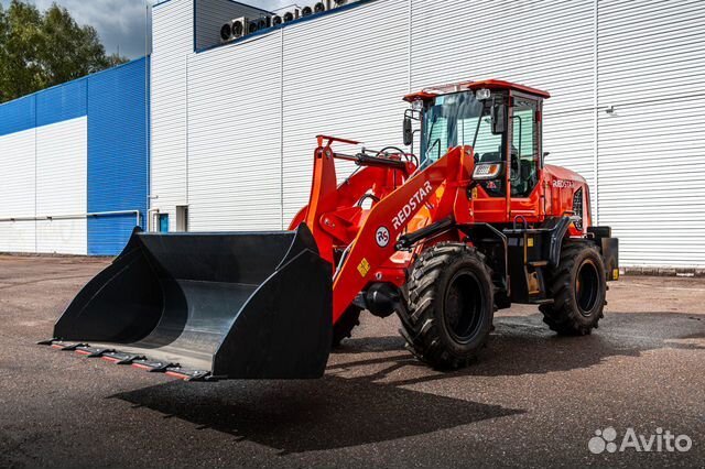 Фронтальный погрузчик Redstar 2500, 2023