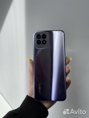 Realmi 8i