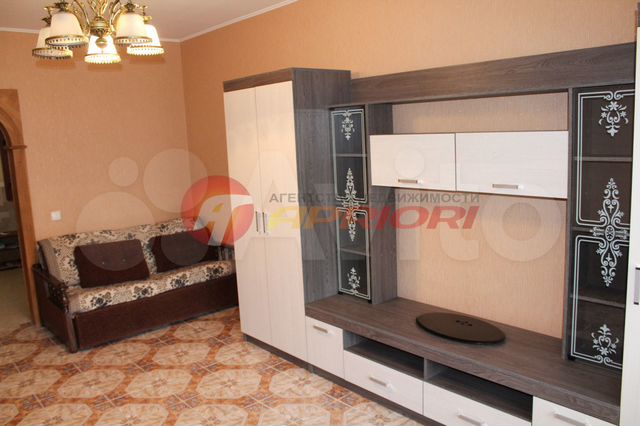 2-к. квартира, 60 м², 4/10 эт.