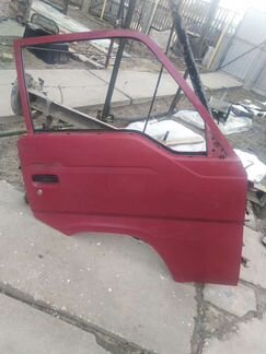 Дверь передняя правая Ниссан Урван Е24