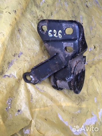 Подушка двигателя кронштейн кпп Maздa 626 GE 91-97