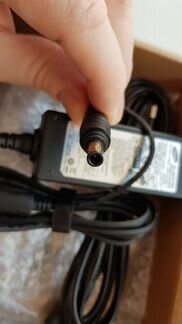Новая зарядка для ноутбука samsung 19V/4.74A (90W)