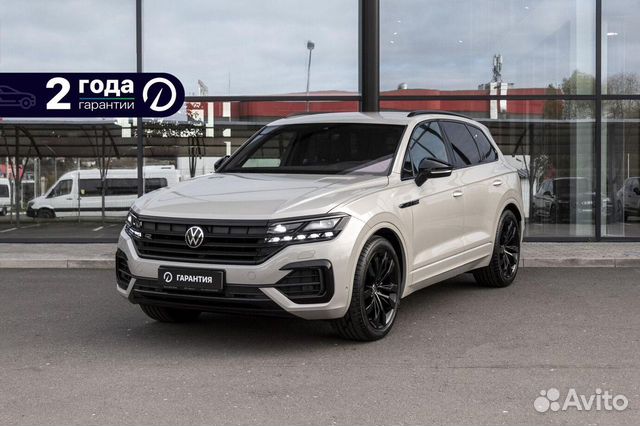 vw touareg 2022 black