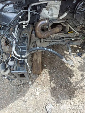 Трубка кондиционера толстая. Шкода Фольксваген