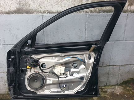 Дверь перед правая w212