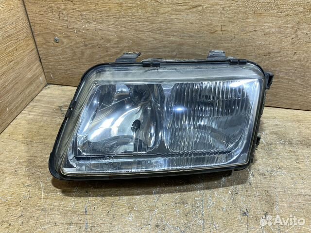 Фара передняя левая Audi A3 8L дорест 142111