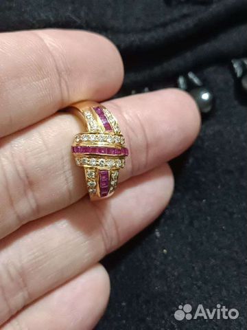 Кольцо 750пр. с рубинами и бриллиантами