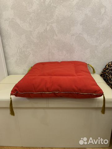 Декоративные подушки из мебельной ткани новые