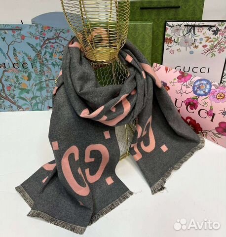 Палантин двухсторонний зимний Gucci