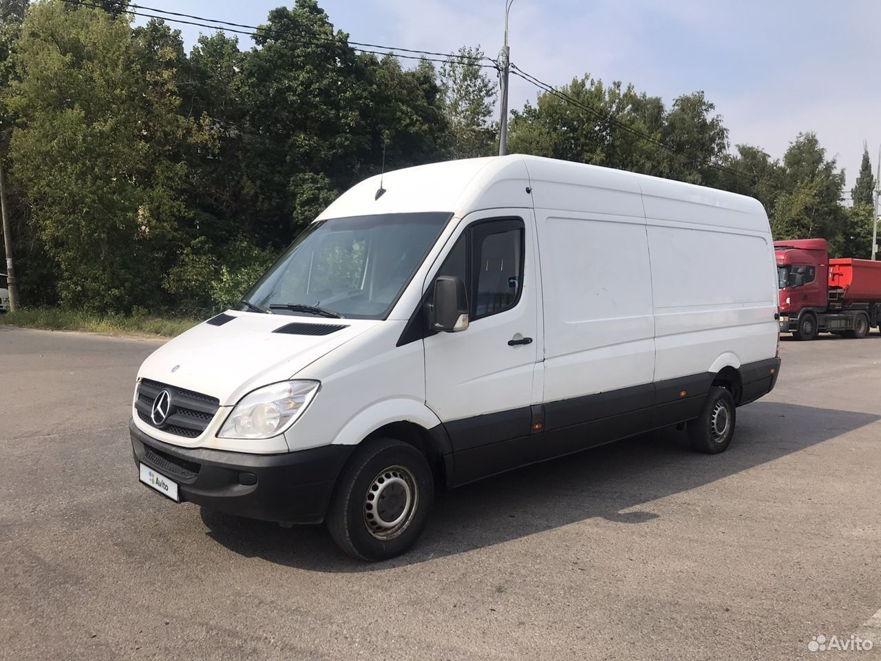 Mercedes Benz Sprinter с456ас136