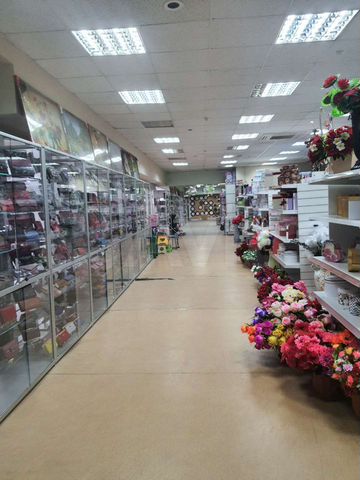 Торговая площадь, 50 м²