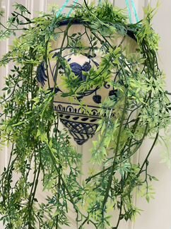 Кашпо подвесное