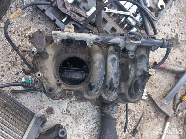 Коллектор впускной K7J renault logan