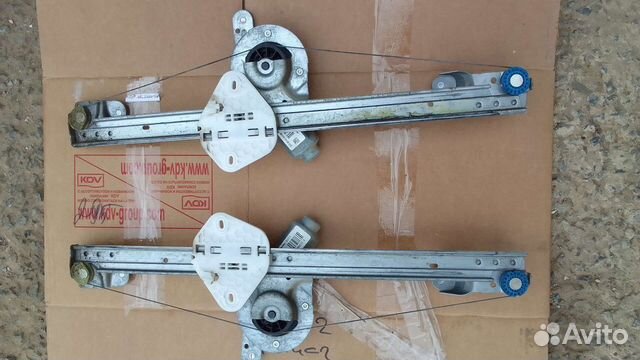 Электростеклоподъемник Рено Логан 1