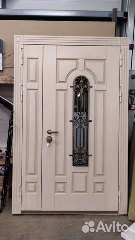 Двери входные двухстворчатые