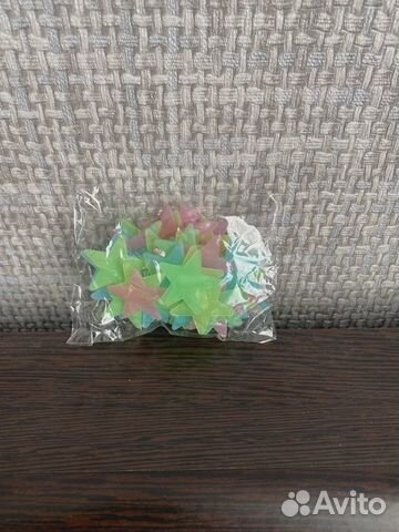 Наклейки светящиеся в темноте