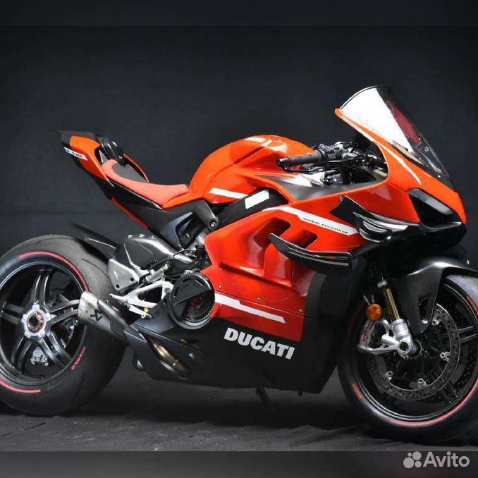 Спортбайк Ducati 2020