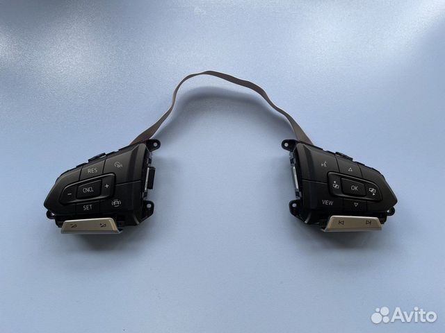 Многофункциональные кнопки руля Volkswagen