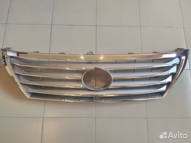 Lexus LX 570 Решетка радиатора