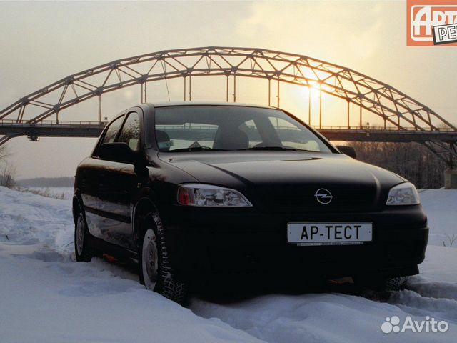 Лобовое стекло опель