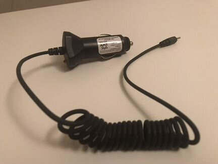 Автомобильное зарядное устройство Nokia